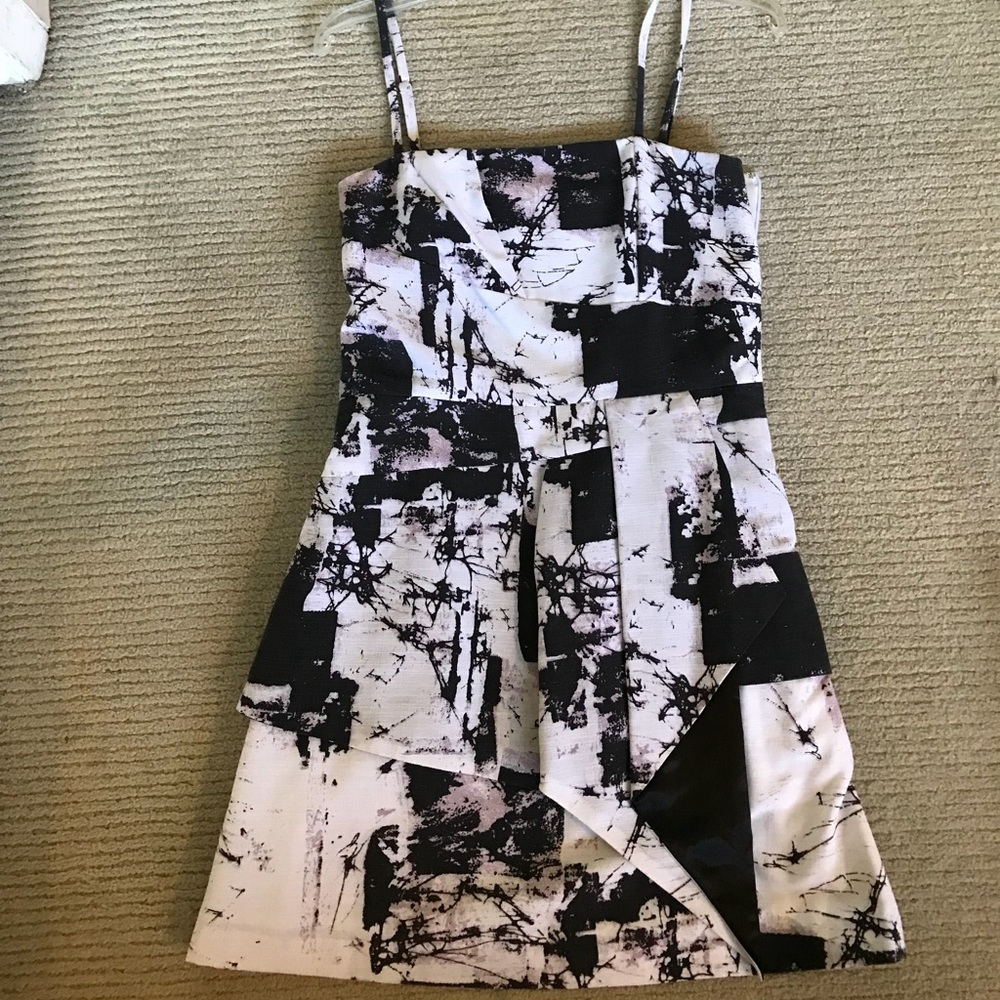 Esley Funky Pattern Dress